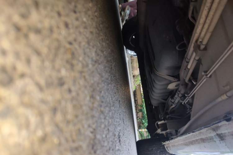 Used Buick GL8 2014 2.4L Executive Edition Chassis Front Left