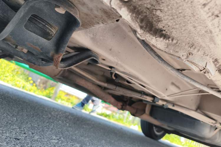 Used Buick GL8 2014 2.4L Executive Edition Chassis Front Left