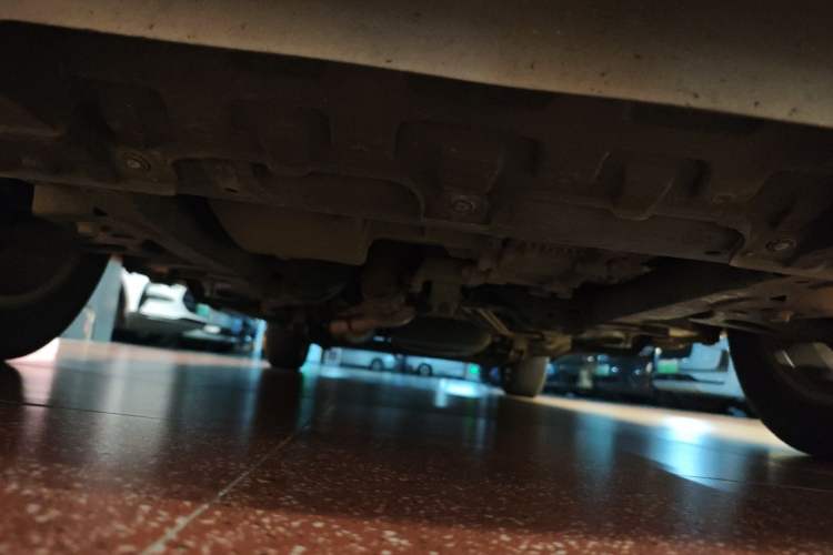 Used Buick GL8 2014 2.4L Classic Edition Chassis Front