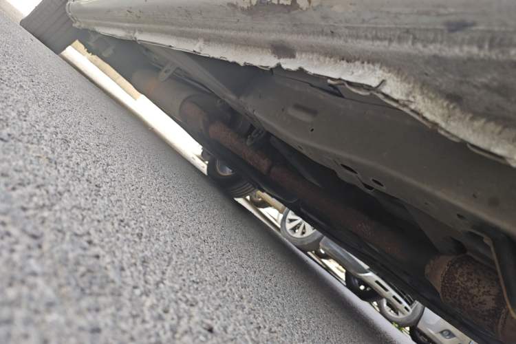 Used Buick GL8 2014 2.4L Classic Edition Chassis Front Right