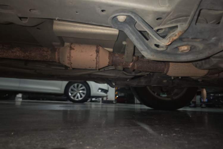 Used Buick GL8 2014 2.4L Classic Edition Chassis Front Right