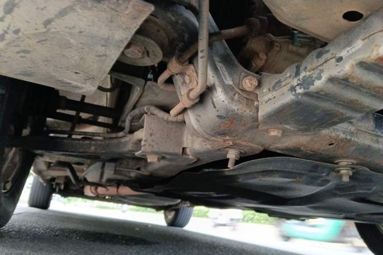 Used Buick GL8 2014 2.4L Classic Edition Chassis Front Right