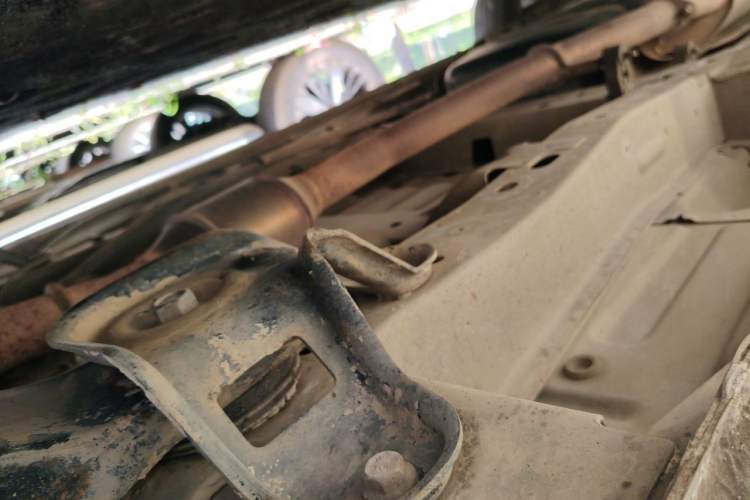 Used Buick GL8 2014 2.4L Classic Edition Chassis Front Right