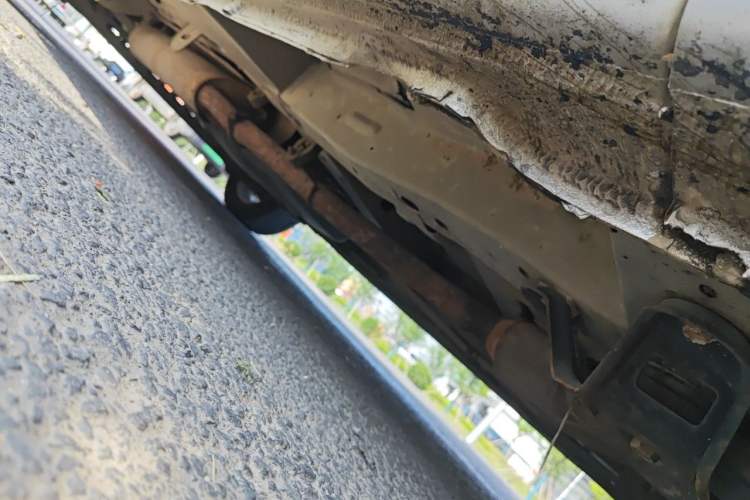 Used Buick GL8 2014 2.4L Classic Edition Chassis Front Right