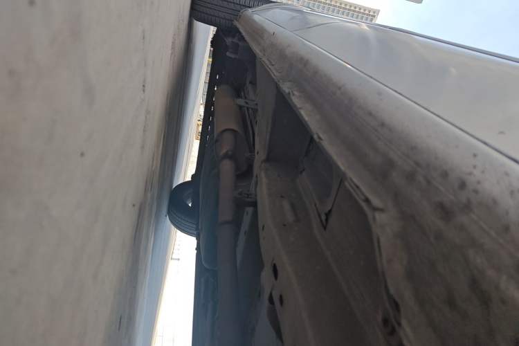 Used Buick GL8 2014 2.4L Classic Edition Chassis Front Right