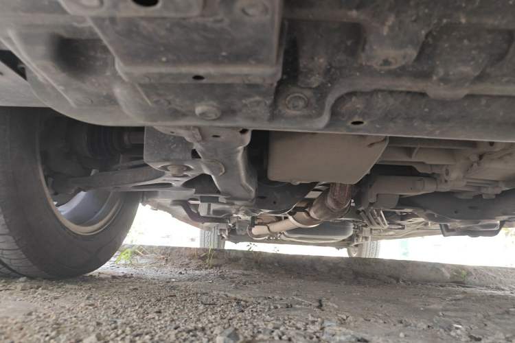 Used Buick GL8 2014 2.4L Classic Edition Chassis Front Right