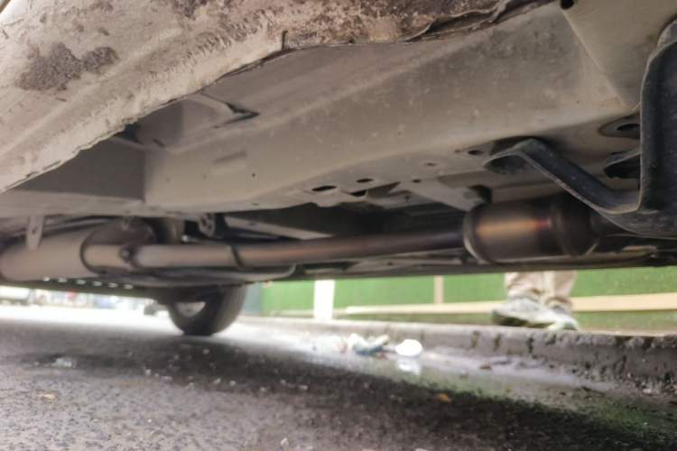 Used Buick GL8 2014 2.4L Executive Edition Chassis Front Right