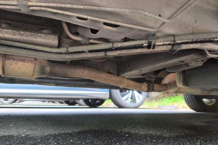 Used Buick GL8 2014 2.4L Classic Edition Chassis Front Right