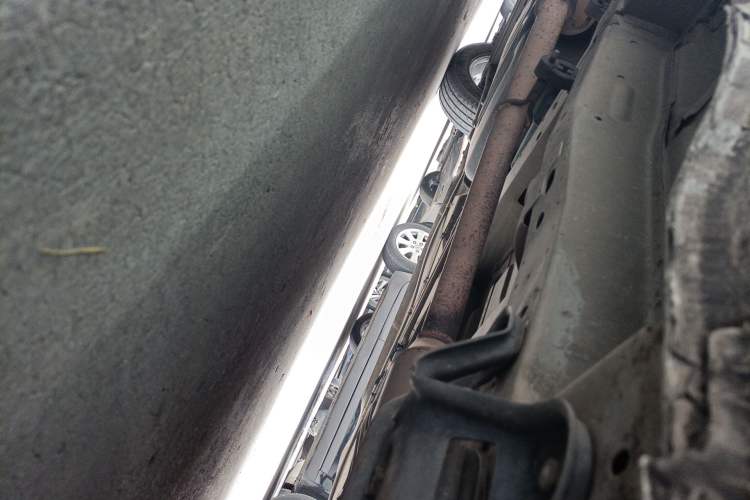 Used Buick GL8 2014 2.4L Classic Edition Chassis Front Right
