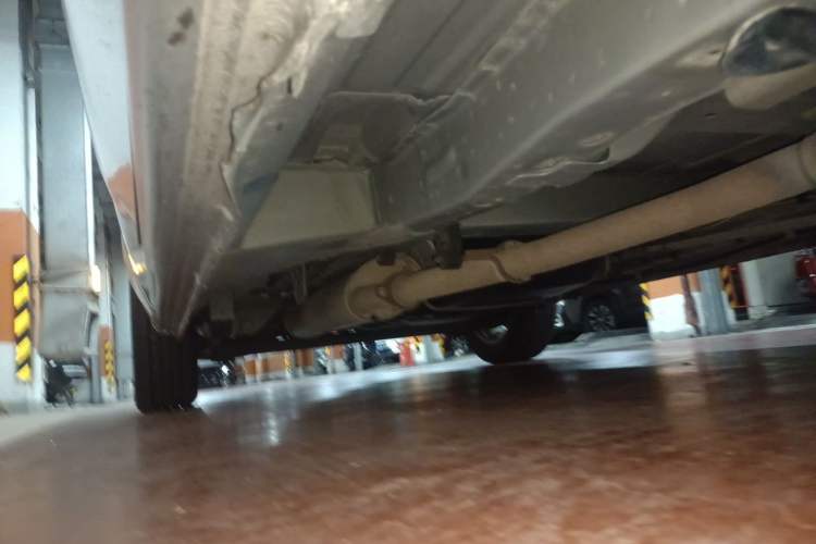 Used Buick GL8 2014 2.4L Classic Edition Chassis Front Right