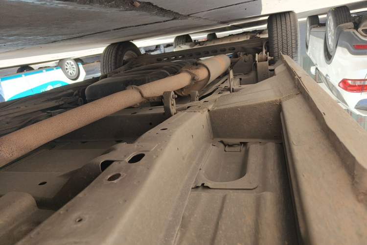 Used Buick GL8 2014 2.4L Comfort Edition Chassis Front Right