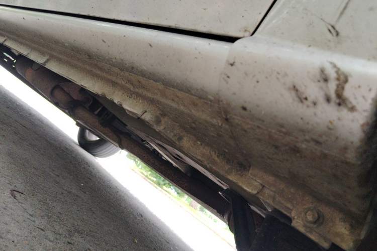 Used Buick GL8 2014 2.4L Classic Edition Chassis Front Right