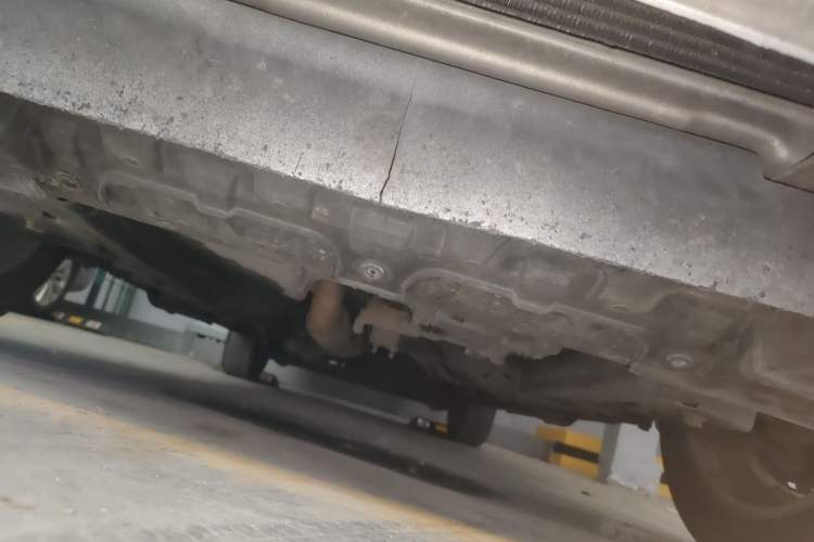 Used Buick GL8 2014 2.4L Comfort Edition Chassis Front