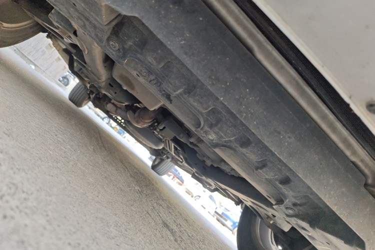Used Buick GL8 2014 2.4L Classic Edition Chassis Front