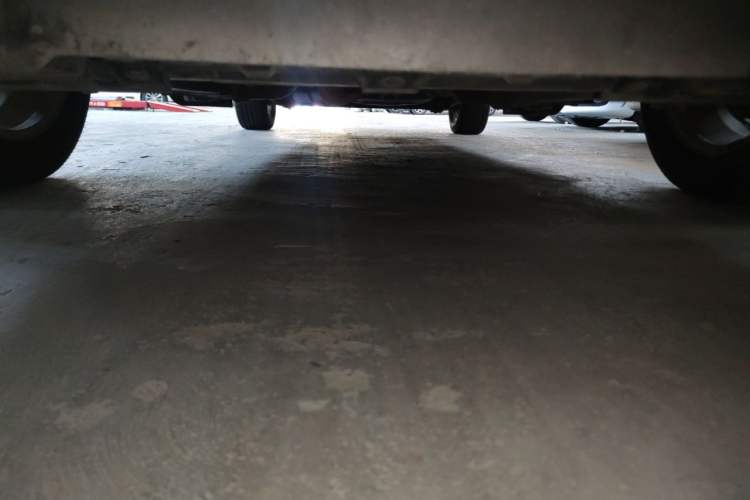 Used Buick GL8 2014 2.4L Executive Edition Chassis Front