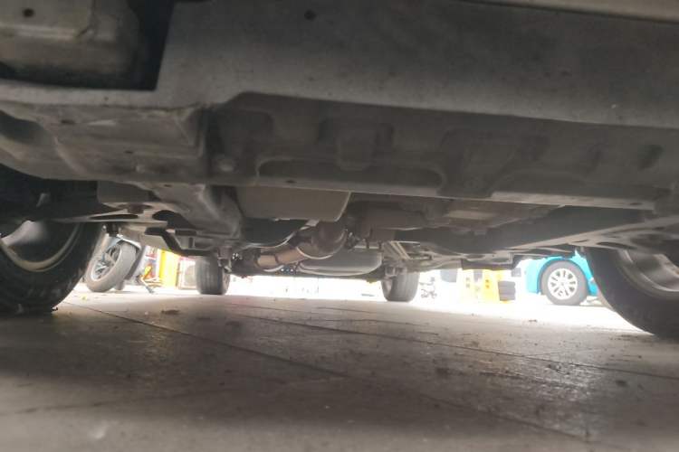 Used Buick GL8 2014 2.4L Comfort Edition Chassis Front