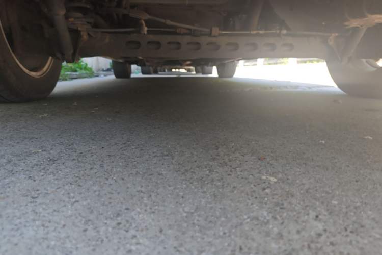 Used Buick GL8 2014 2.4L Classic Edition Chassis Rear
