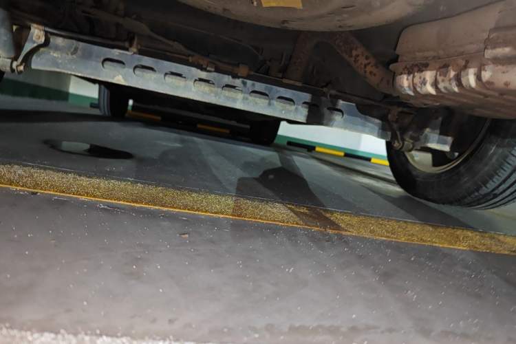 Used Buick GL8 2014 2.4L Classic Edition Chassis Rear