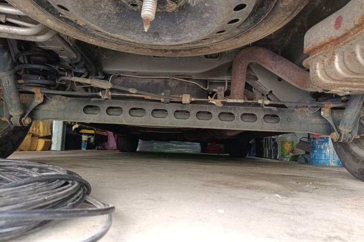 Used Buick GL8 2014 2.4L Classic Edition Chassis Rear