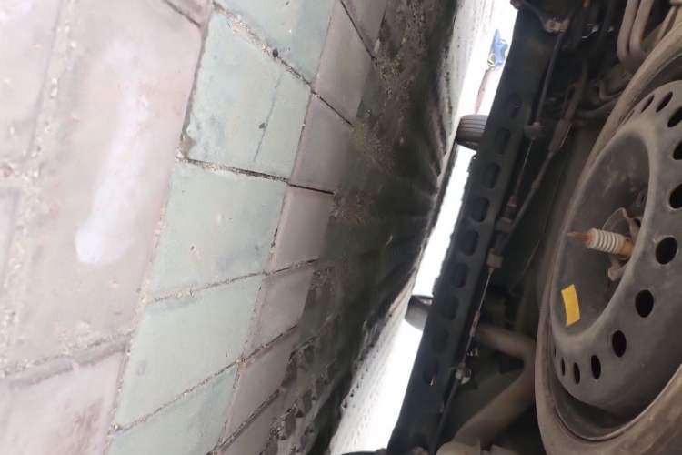 Used Buick GL8 2014 2.4L Classic Edition Chassis Rear