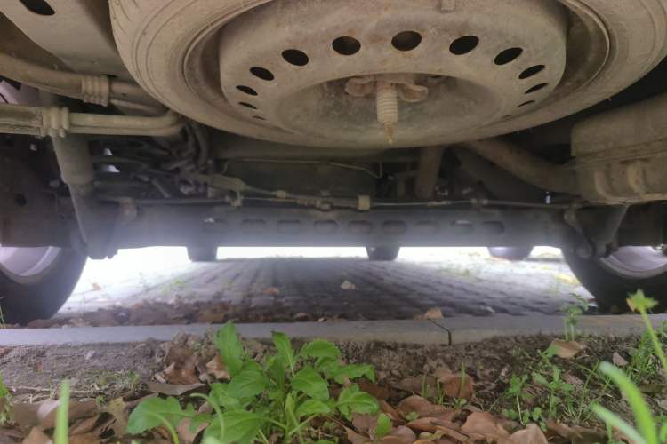 Used Buick GL8 2014 2.4L Classic Edition Chassis Rear