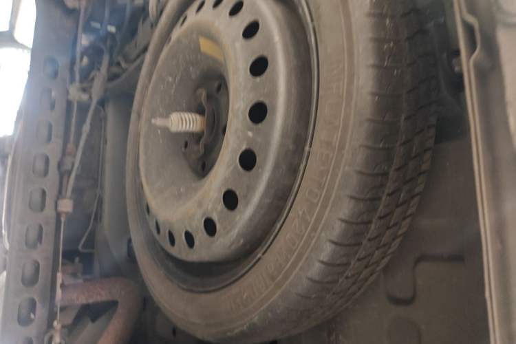 Used Buick GL8 2014 2.4L Comfort Edition Chassis Rear