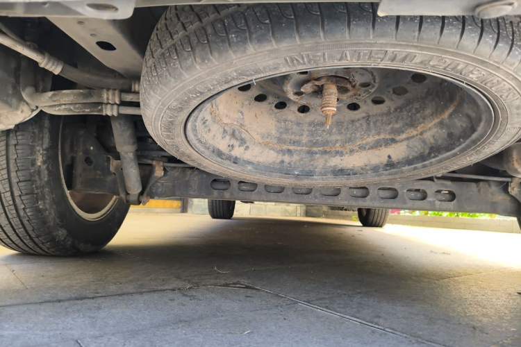 Used Buick GL8 2014 2.4L Classic Edition Chassis Rear