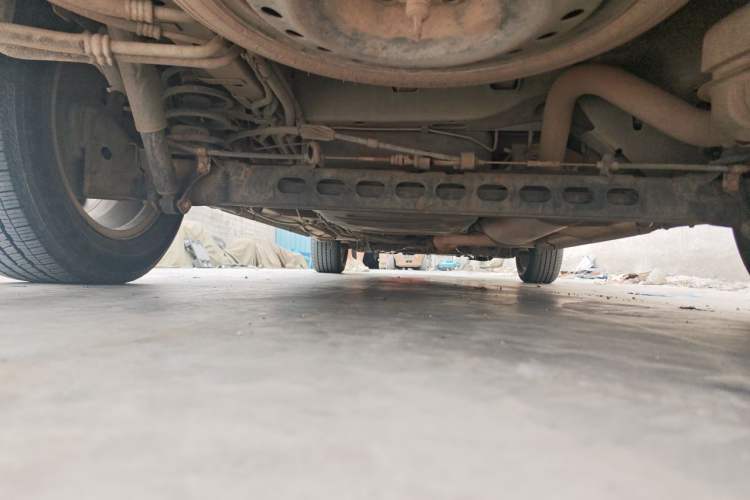 Used Buick GL8 2014 2.4L Comfort Edition Chassis Rear