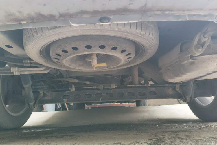 Used Buick GL8 2014 2.4L Classic Edition Chassis Rear