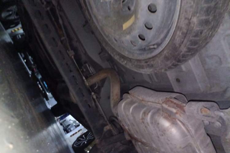 Used Buick GL8 2014 2.4L Classic Edition Chassis Rear