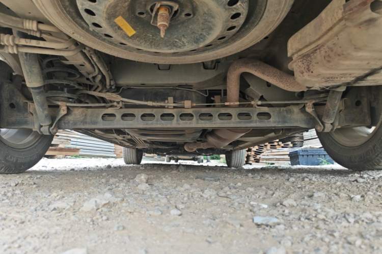 Used Buick GL8 2014 2.4L Classic Edition Chassis Rear