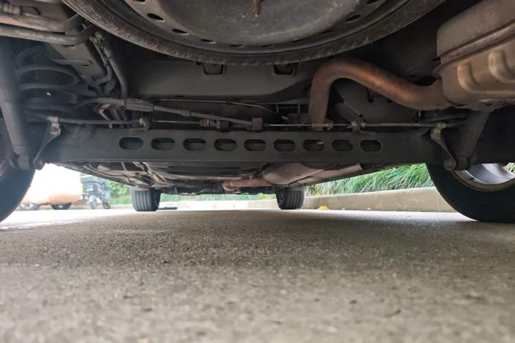 Used Buick GL8 2014 2.4L Comfort Edition Chassis Rear