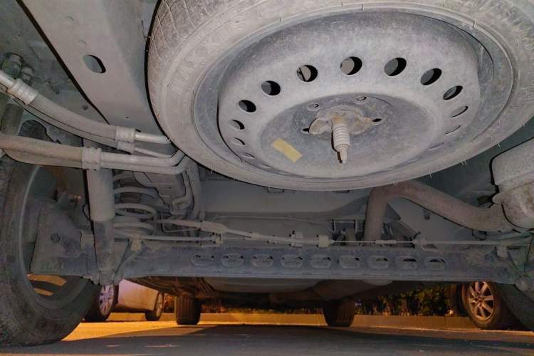 Used Buick GL8 2014 2.4L Classic Edition Chassis Rear