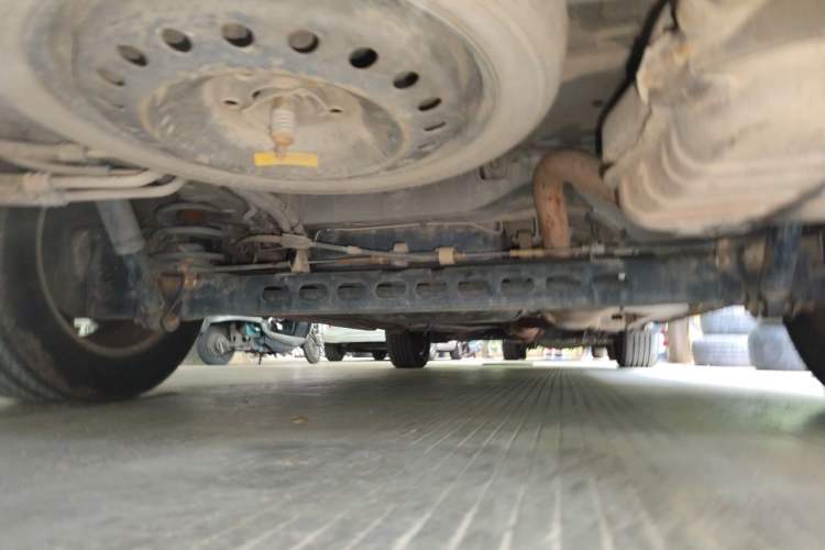 Used Buick GL8 2014 2.4L Classic Edition Chassis Rear