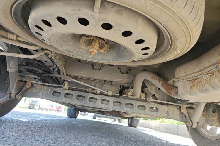 Used Buick GL8 2014 2.4L Classic Edition Chassis Rear