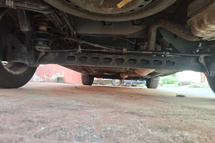 Used Buick GL8 2014 2.4L Classic Edition Chassis Rear