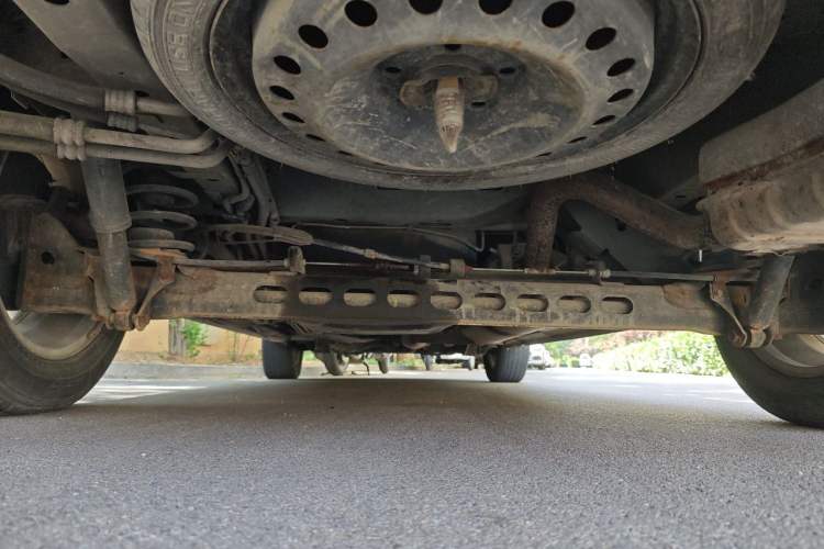 Used Buick GL8 2014 2.4L Classic Edition Chassis Rear
