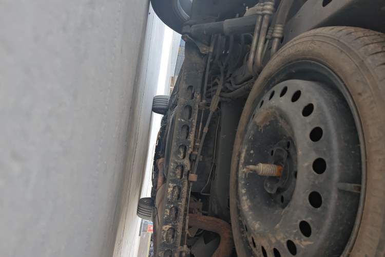 Used Buick GL8 2014 2.4L Classic Edition Chassis Rear