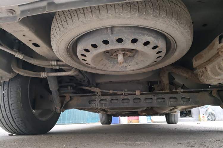 Used Buick GL8 2014 2.4L Classic Edition Chassis Rear