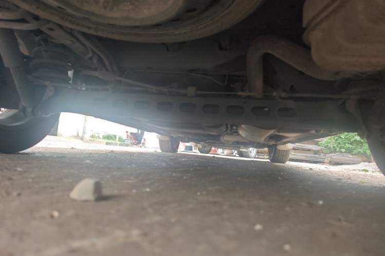 Used Buick GL8 2014 2.4L Comfort Edition Chassis Rear