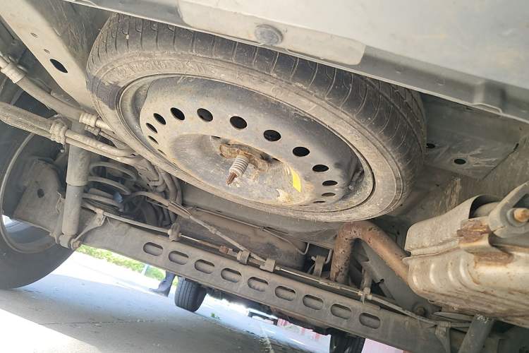 Used Buick GL8 2014 2.4L Classic Edition Chassis Rear