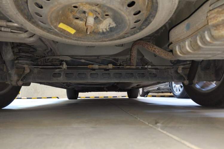 Used Buick GL8 2014 2.4L CT Luxury Business Comfort Edition Chassis Rear