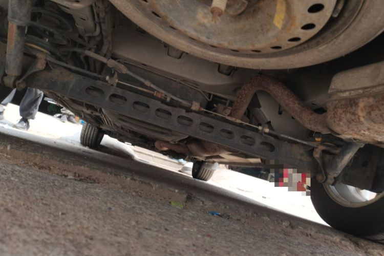 Used Buick GL8 2014 2.4L Classic Edition Chassis Rear