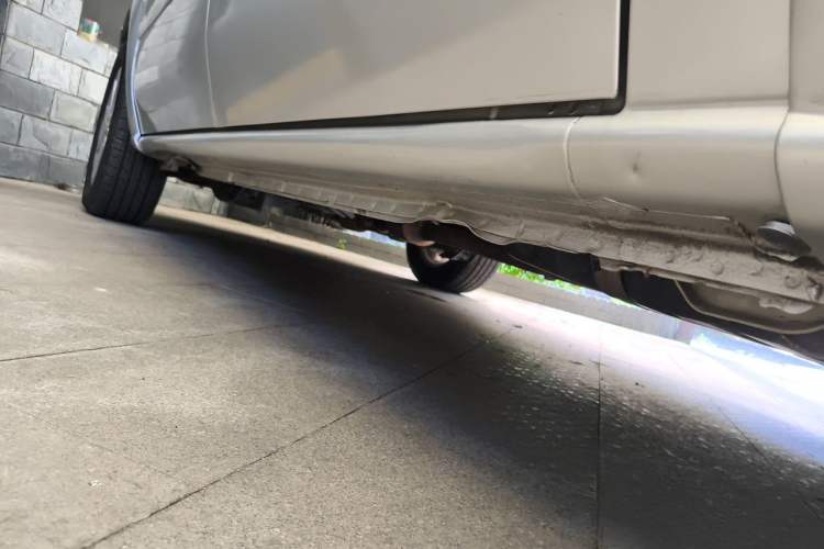 Used Buick GL8 2014 2.4L Classic Edition Chassis Rear Left