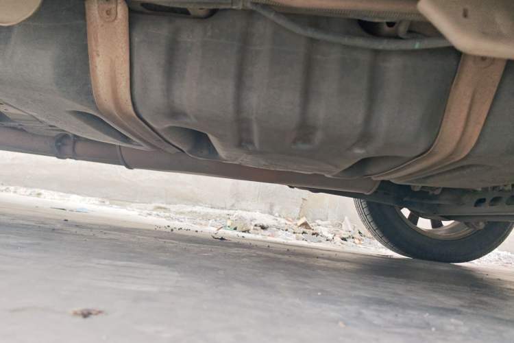 Used Buick GL8 2014 2.4L Comfort Edition Chassis Rear Left