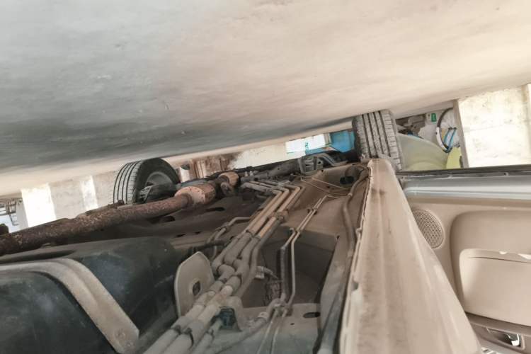 Used Buick GL8 2014 2.4L Classic Edition Chassis Rear Left