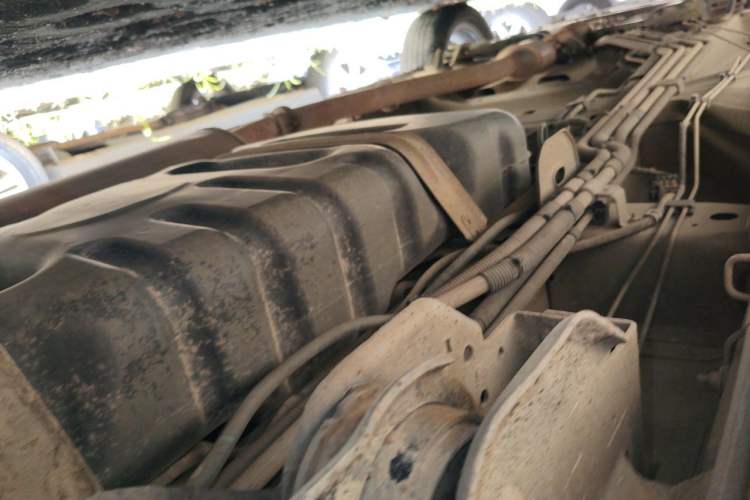 Used Buick GL8 2014 2.4L Classic Edition Chassis Rear Left