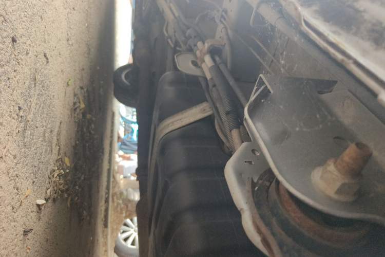 Used Buick GL8 2014 2.4L Classic Edition Chassis Rear Left