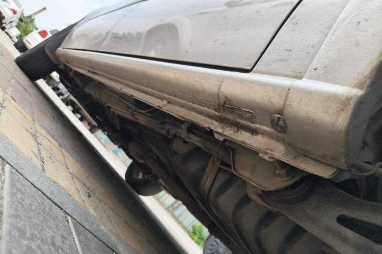 Used Buick GL8 2014 2.4L Comfort Edition Chassis Rear Left