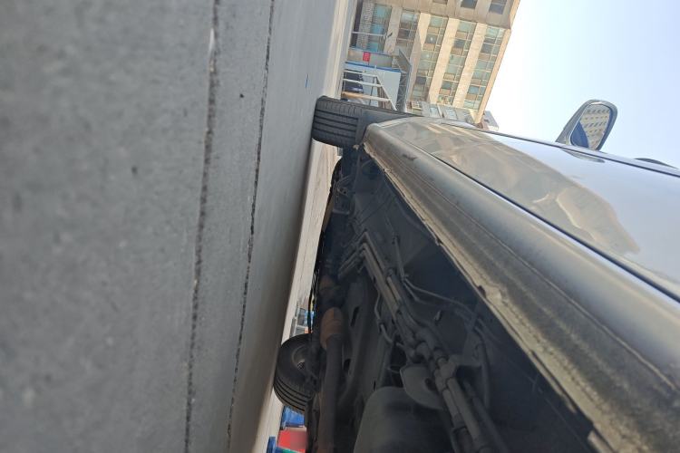 Used Buick GL8 2014 2.4L Classic Edition Chassis Rear Left